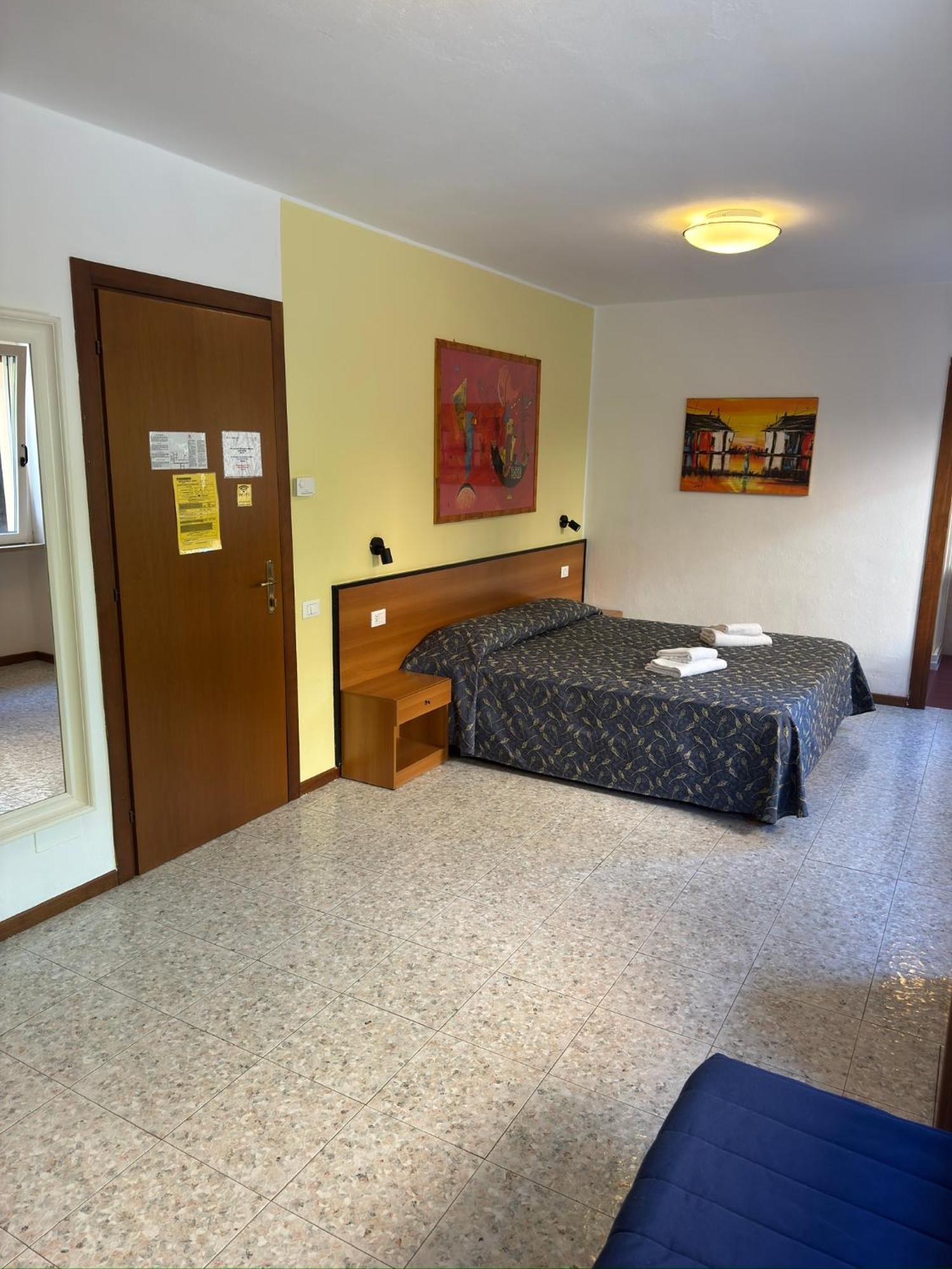 Hotel Benacus Bardolino Zewnętrze zdjęcie