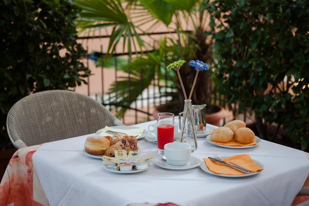 Hotel Benacus Bardolino Zewnętrze zdjęcie