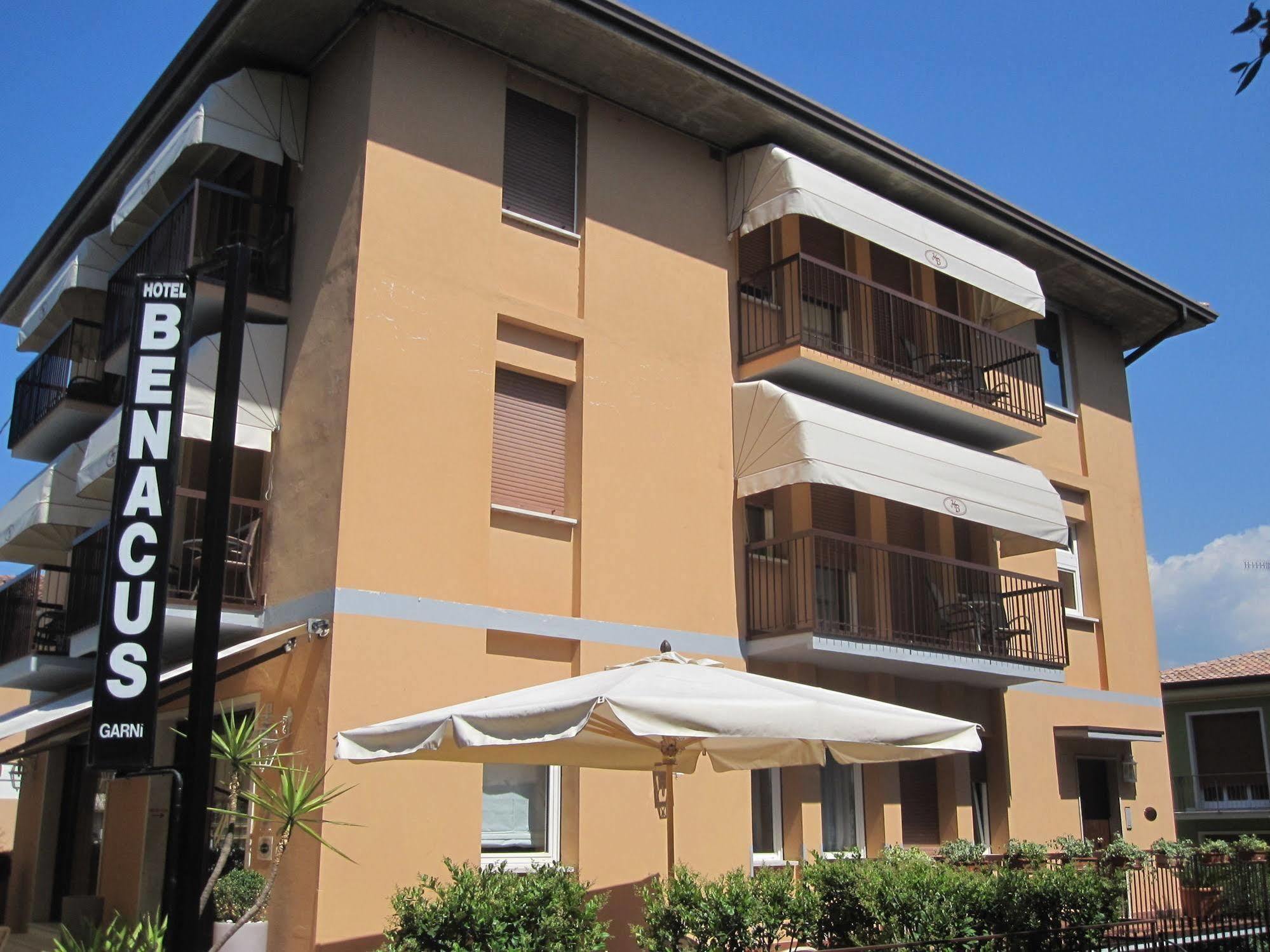 Hotel Benacus Bardolino Zewnętrze zdjęcie