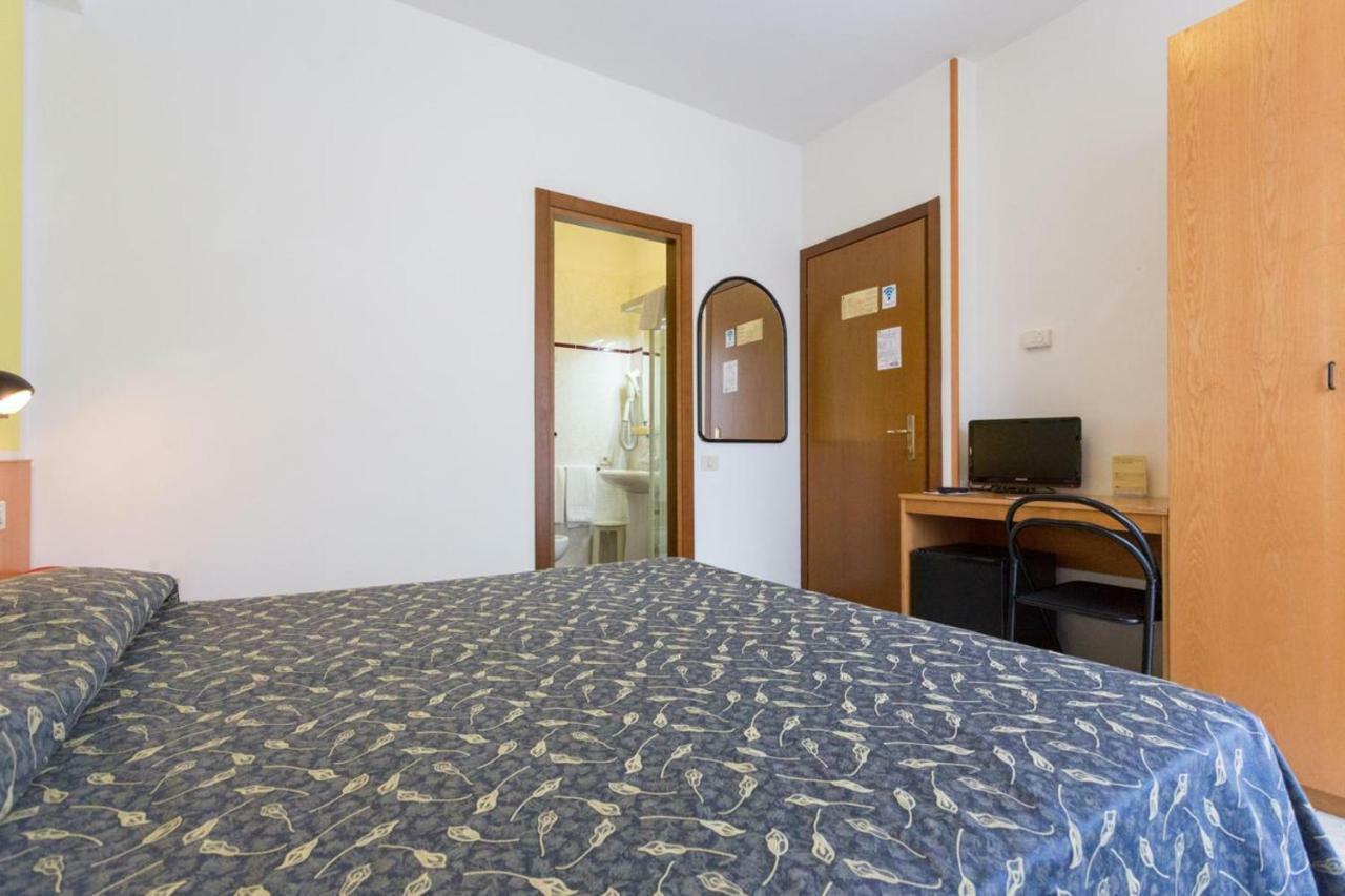 Hotel Benacus Bardolino Zewnętrze zdjęcie