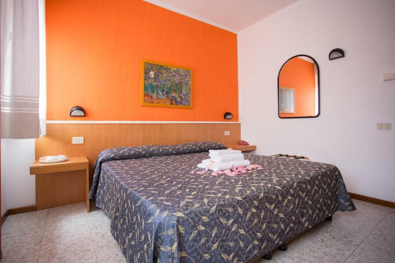 Hotel Benacus Bardolino Zewnętrze zdjęcie
